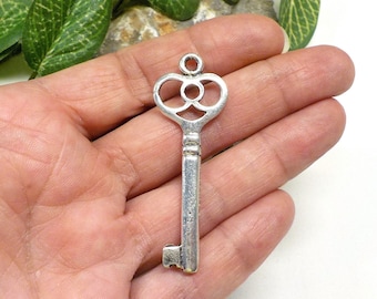 Silver Plated Key to my Heart Pendant, Key Necklace, Large Skeleton Key, Steampunk Key, Wedding Key, Christmas Eve, Santa's Magic Key 55mm
