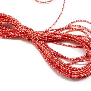Cordino coreano cerato rosso bianco da 1 mm, cordino cerato in poliestere, cordino effetto serpente, cordino rotondo intrecciato, cordino macramè - 5 iarde (1 pezzo)