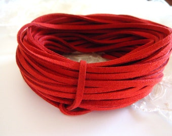 Hoge kwaliteit suède koord 3x1,5mm, rood, hoge kwaliteit suède kant, veganistisch snoer - verkocht in 2 yards / 1,85m ca. Lengtes