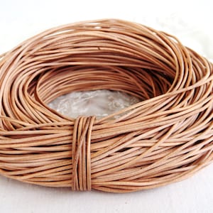 Cordino in vera pelle naturale da 1,5 mm, cordino in vera pelle rotonda, cordino in pelle greca di alta qualità, cordino in pelle molto morbida - 2 iarde/1,85 m circa.