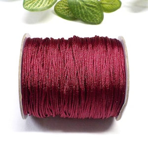 1 mm mörkröd satin kinesisk knutsnöre, armbandssatinsnöre, nylontrådsnöre för makramésnöre, shamballasnöre, flätat snöre - 10 yards