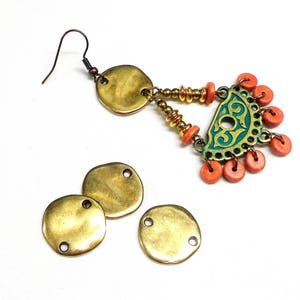 Bronze Round Disc Connector, Bronze Charm Pendant Connector Link, Necklace Bracelet Earring Part, Coin Connector Charm Pendant 18mm - 1 pc