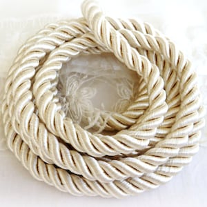Ivory Satin Twisted Cord, Wrapped Thread Cord, 8mm Rope Cord- 1 Yard/ 0,92m approx.(1 piece)