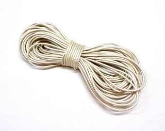 1.5mm White Metallic Color Leather Cord, High Quality Genuine Leather Round Cord, Very Soft Leather Cord - 2 Yards /1.85 m approx.