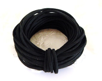 Hoge kwaliteit Suede snoer 3 x 1, 5mm, zwart, hoge kwaliteit Suede Lace, Vegan Cord - verkocht in 2 werven / 1, 85m ca. lengtes