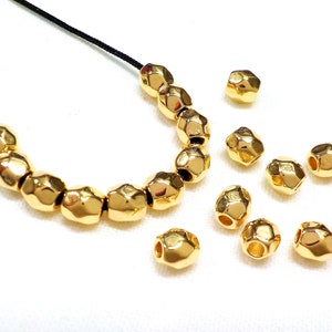 Gold Zamak Faceted Beads, Small Spacer Beads, Gold Metal Beads, Tiny Faceted Spacer Beads, 4mm (Ø 1.4mm) - 20 pcs