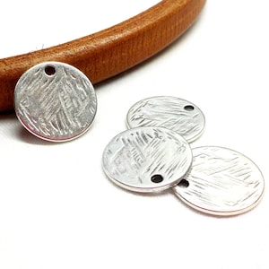Silver Round Patterned Textured Charm, Hammered Round Pendant, Boho Charm, Necklace Pendant Bracelet Disk Earrings Charm, 15mm - 4 pcs