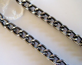 Gunmetal Curb Chain, Alluminio Diamond Cut Chain, Light Weight Chain, Open Link Twisted Chain 8x5,5mm di spessore 1,6mm - 3 Ft / 0,92m (1 pezzo)