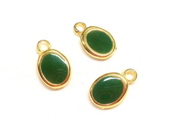 Gold Plated with Green Enamel Oval Charm Pendant, Tiny Charm, Small Charm, Gold Metal 15x10mm - 1 piece