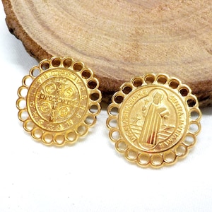 Gold Plated Round Jesus Pendant, Gold Jesus Charm, Rosary Metal Charm, Jesus and Cross Medallion, Religious Pendant 20mm - 1 piece