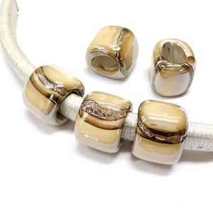 Tubo de cerámica deslizante para cordón ovalado, cubo de cerámica beige crema multiusos, cuenta de cerámica esmaltada para cuero de regaliz ovalado (10 x 6 mm) - 1 ud.