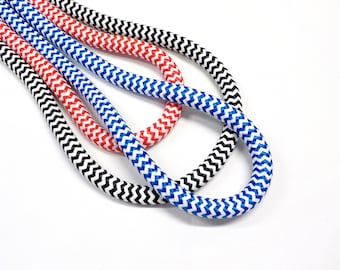 Black Red Blue and White Chevron Rope Cord ideal for Dog Leash, Braided Semisoft Climbing Cord, Zig Zag Round Paracord 10mm - 1 Yard/ piece