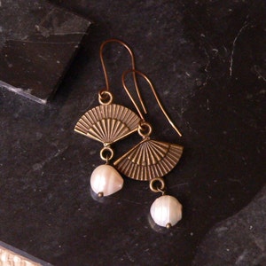 pearl earring, long earring, fan earring, asian earring, dangle earring, fresh water pearl, boho earring, boho chic, gift for her, bohemian