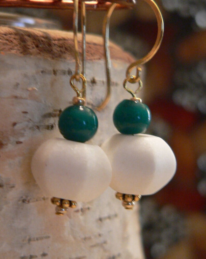 CLEARANCE, White earring, Dangle earring, SUMMER earring soap stone, white and teal, gemstone earring, bohemian, gift for her, boho chic image 4