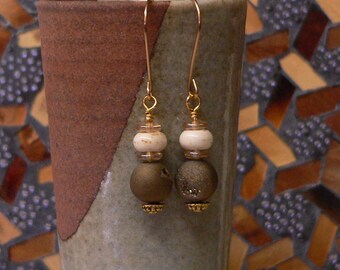 dangle earring, gemstone earring, brown and cream, long earring, boho earring, boho chic, bohemian, earring, geode, gift for women