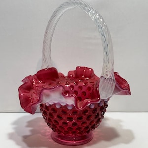 希少！フェントン ピンク色クレストバスケット アンティークfenton アメリカ Fenton Pink Basket - Etsy