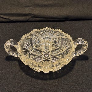 Imperial Glass NUCUT Star Fan Design Clear Handled Bonbon Dish