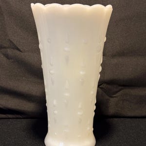 Anchor Hocking MilkGlass Tear Drop Dot Ruffle Top Vase