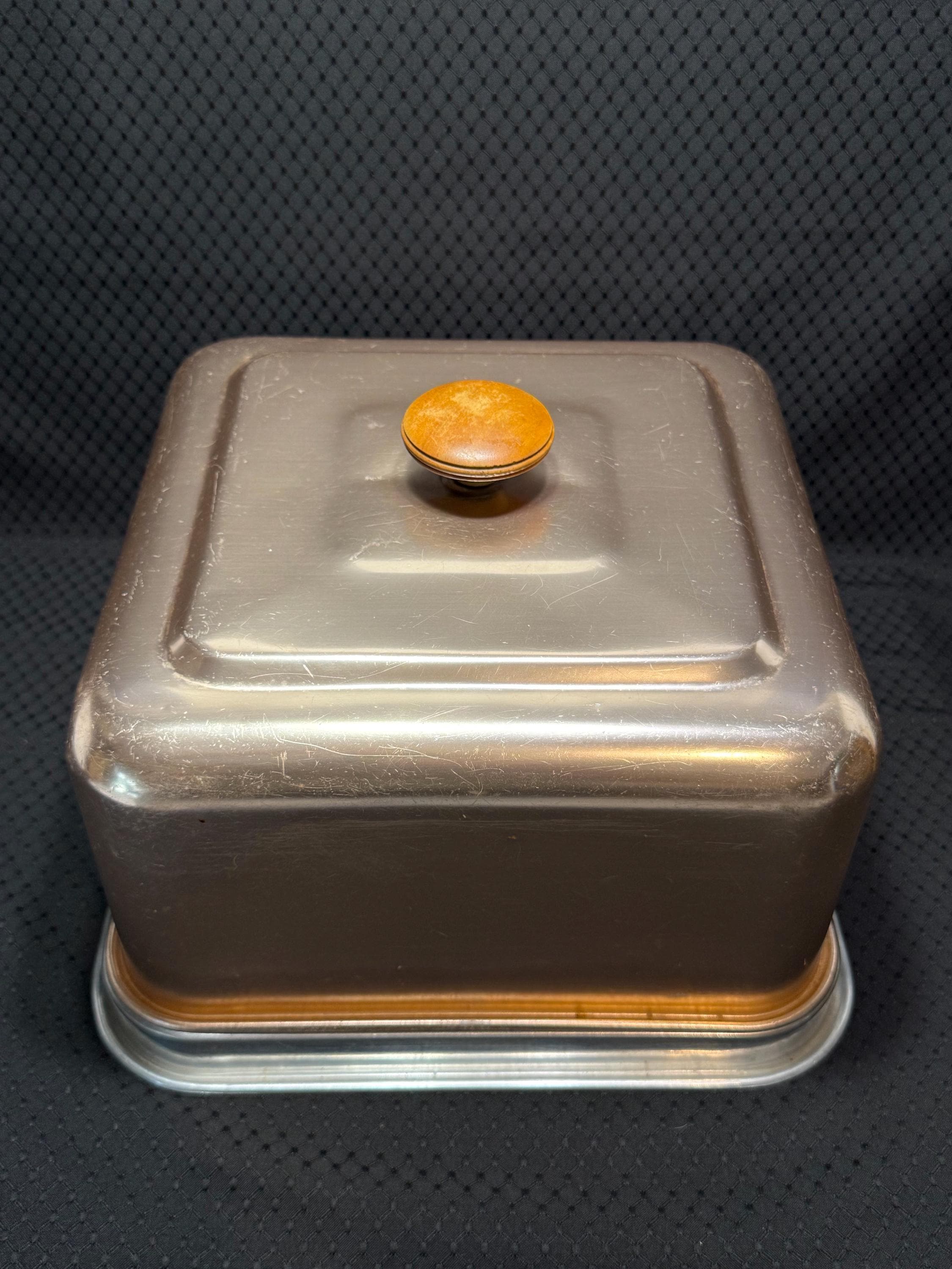 Rectangular cake plate