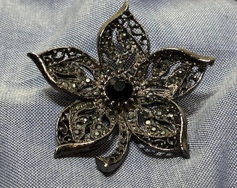 Graziano Black Rhinestone Open Weave Flower Brooch