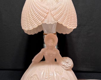 Lámpara de tocador Southern Belle de LE Smith con cristal rosa esmerilado