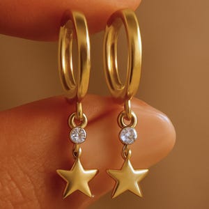 Orecchini a forma di stella con diamanti placcati in oro 18 carati, orecchini a cerchio pendenti in argento sterling, delicati gioielli celestiali, regalo di compleanno per la mamma.