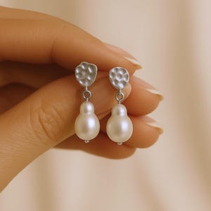Dainty Silver Drop Earrings, Pearl Dangle Earrings, Natural Freshwater Pearl Jewelry, Weeding Bridal Earrings, Bridesmaid Gift for Her
