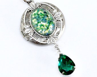 Emerald Fire Opal Locket Necklace, Emerald Locket,Teardrop Rhinestone, May Birthstone Jewelry, Antiqued Silver Oval Locket, Victorian