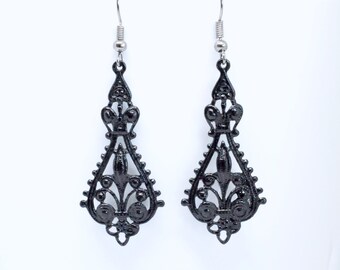 Victorian Gothic Black Filigree Earrings, Black Dangle Earrings,  Black Patina, Gunmetal, Victorian Jewelry, Vintage Style Earrings, Goth