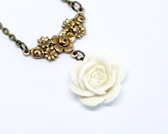 Off White Rose Necklace, Ivory Cream Colored Flower, Floral Necklace, Victorian Necklace, Antiqued Brass, Vintage Style Bridal Necklace