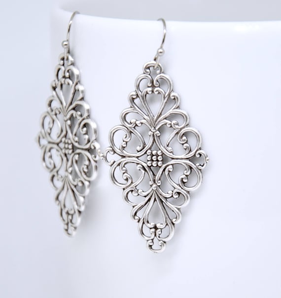 Antiqued Silver Filigree Earrings, Art Deco Earrings, Geometric Earrings, Rhombus Diamond Shaped, Victorian Earrings, Vintage Style Jewelry