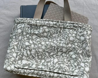 Bible tote /  sleeve for Bible with handles / Bible and book cover