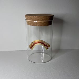 Glass jar