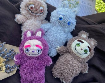 Cute monster crochet pattern toy. Fantasy crochet pattern beast. Pattern monster keychain.