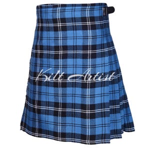 Kilt de caza Ramsey Blue Tartan de 8 yardas / Kilt artesanal de primera calidad / Estilo tradicional escocés para hombre / Peso medio de 16 oz / Hecho a medida
