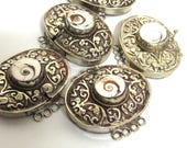 1 clasp - Large ethnic Tibetan silver shell inlaid statement clasp pendant from Nepal - LN033