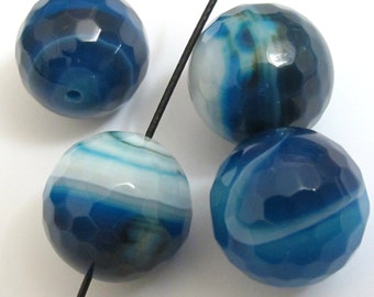 2 CUENTAS - Cuenta grande de ágata azul, blanca y gris rayada, facetada y con corte hexagonal, de 20 mm de ancho - GM059