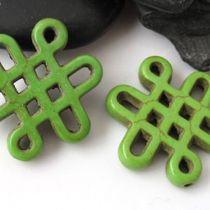 2 beads - Tibetan knot symbol magnesite beads - Green color - GM155