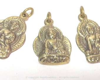 1 pendant - Tibetan pendant buddha pendant tibet Nepal metal brass Buddha charm pendant  medicine buddha charm from Nepal -- CP127