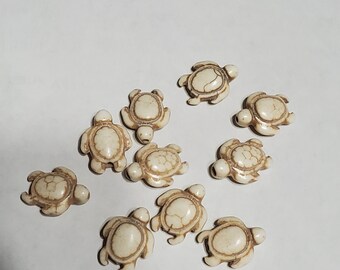 4 Beads-Howlite  color Carved Turtle charm beads - GM179