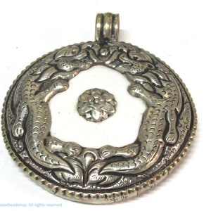 Tibetan pendants - Exotic naga conch shell Tibetan antiqued silver double Dragon Tibetan pendant Nepal  - PM246K