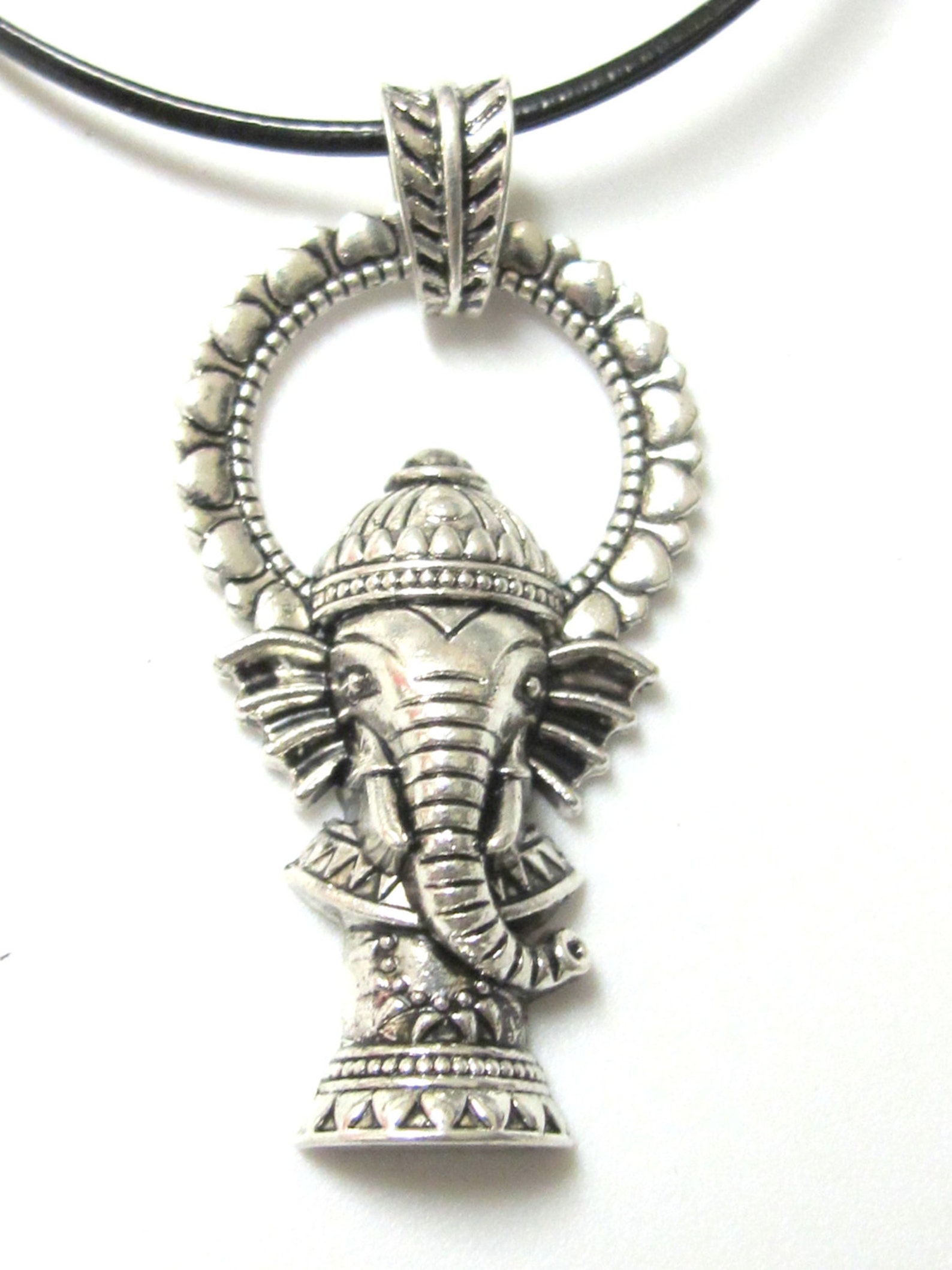 2 Pendants Beautiful Ganesha pendant CP008 Etsy.de
