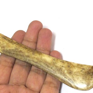 1 pendant - Long large size ethnic tribal design recycled cattle bone pendant - PB117