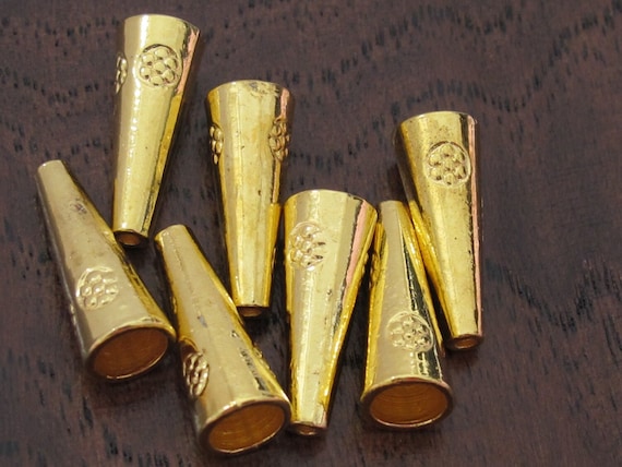 8  BEADS - Floral design gold color plated cone beads - BD511