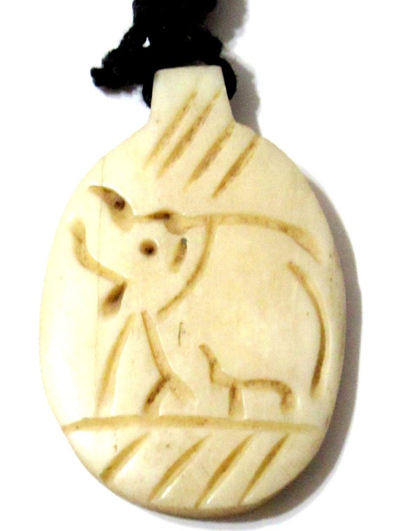 Lucky carved Elephant ox bone pendant PBZ11 | Etsy