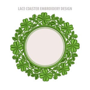 Puede incluir: Diseño de posavasos de encaje bordado verde con un centro redondo y un patrón de trébol de cuatro hojas.