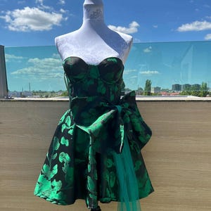 Cocktail Dress - Party / Evening Dress Size S