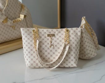 Bolso tote grande de piel sintética | Bolso de hombro suave con dije | Bolso de trabajo para el día a día | Regalo ideal para ella