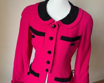 Vintage Chanel Blazer in fuchsia Sz 36 Gold CC/Black Ball Buttons.