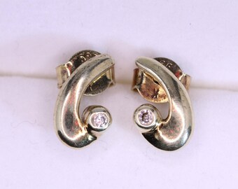 Diamond gold stud earrings in 585 gold